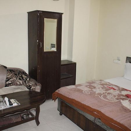 Hotel Diamond Leaf Chandīgarh 외부 사진