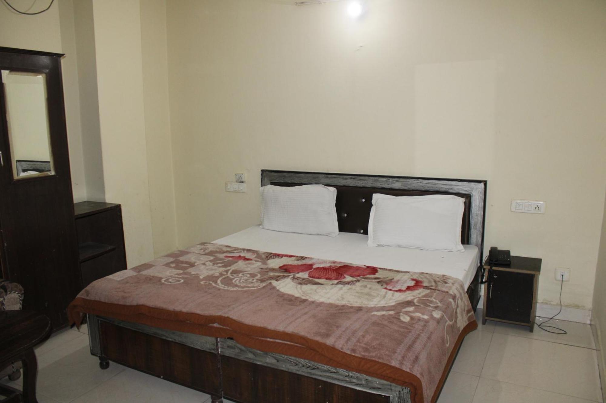 Hotel Diamond Leaf Chandīgarh 외부 사진